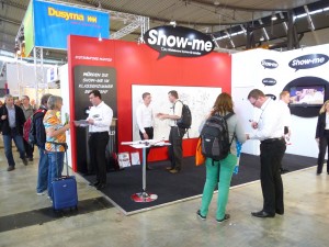 Show-me stand